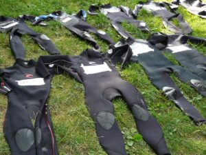 wetsuits, men's suit, black